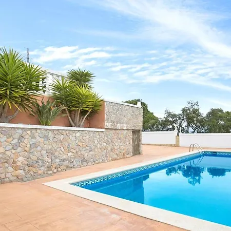 Villa Villa *